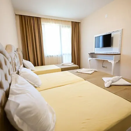 Kristin Palace Aparthotel 4*